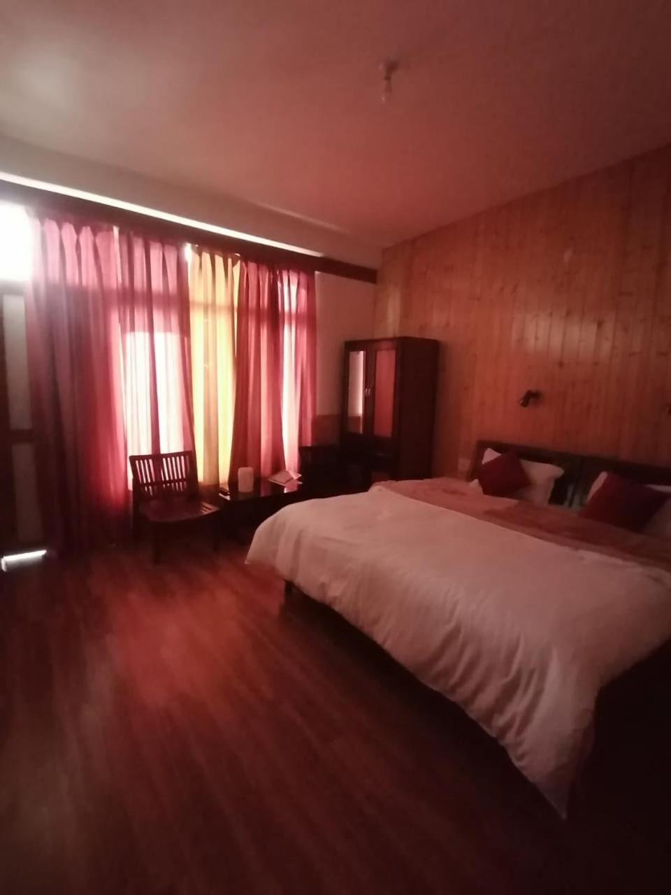 Hotel New Gyespa Kyelang Exterior foto
